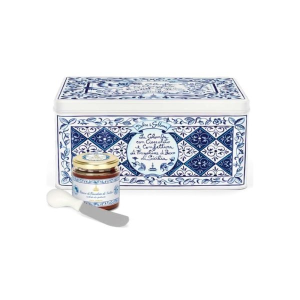 Luxury Easter Colomba with Chocolate & Wild Strawberries – Fiasconaro x Dolce & Gabbana